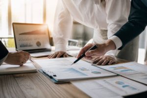 Return on investment roi : comment mesurer la rentabilité d’un projet innovant