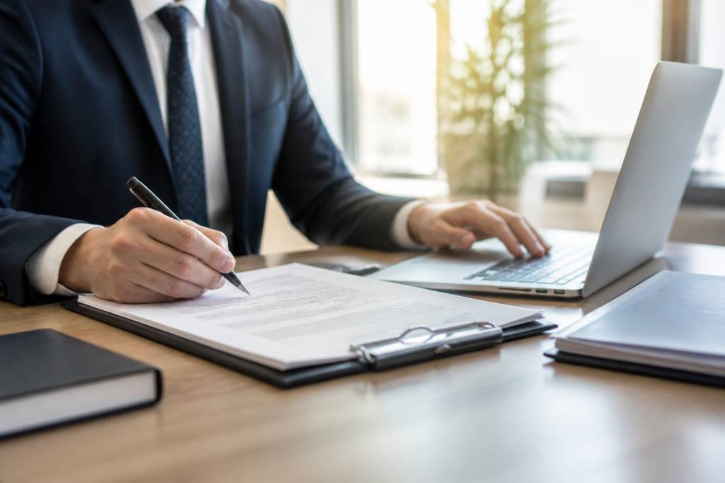 Activité réglementée : les étapes clés pour créer son entreprise en toute conformité