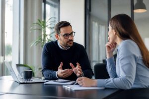 Assimilé salarié : statut, avantages et obligations pour les entrepreneurs