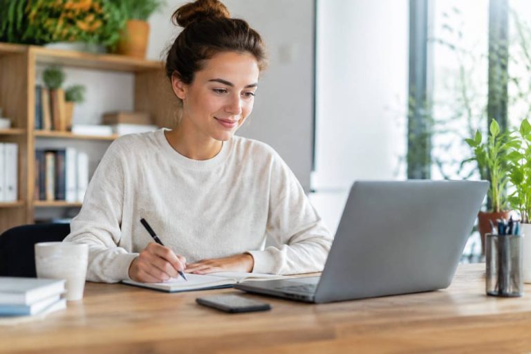 Autoentrepreneur avantages : les clés pour réussir et développer son activité durablement